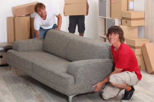 Governing law and complaints section for moving services